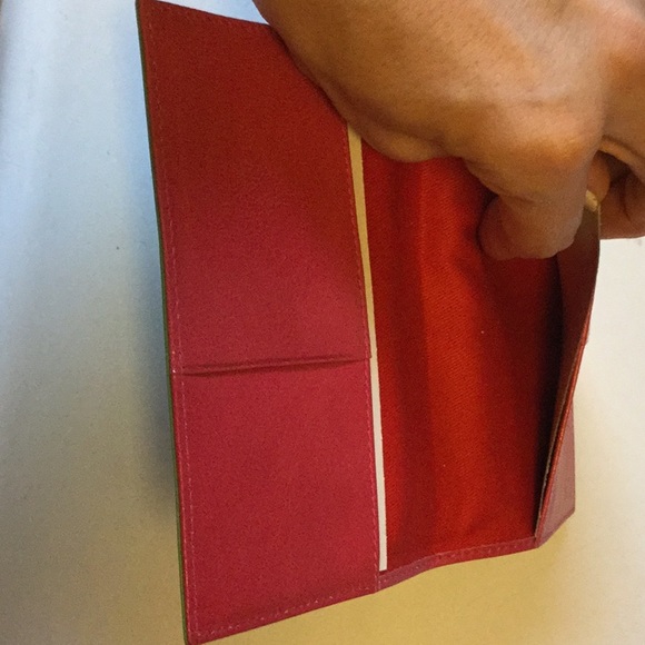 tusk leather passport cover green/pink- brand new - Picture 4 of 6